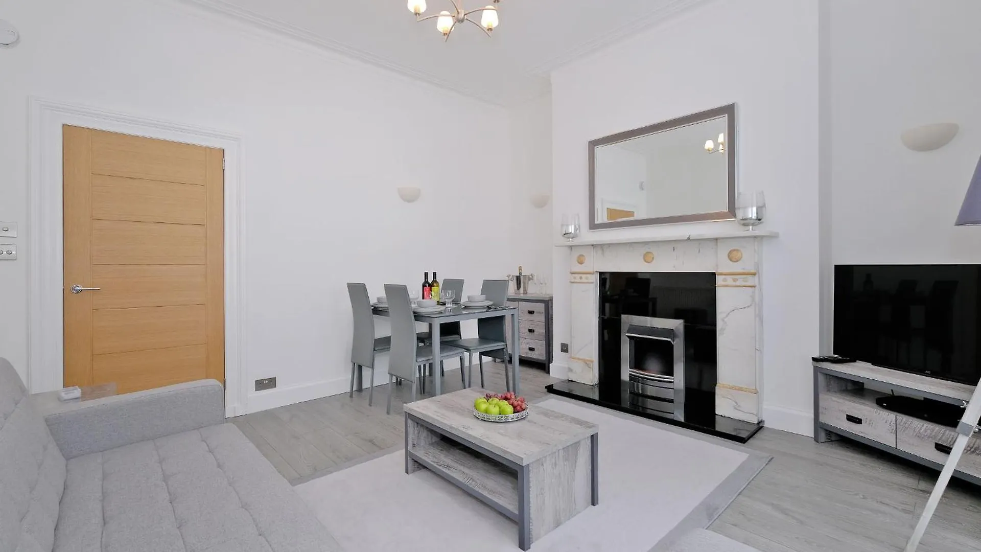 אברדין Stunning 2 Bed City Centre Apartment Union Grove 0*,